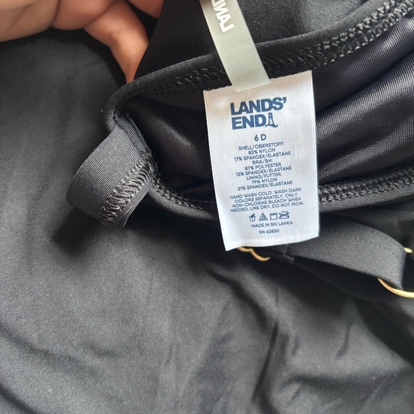 Lands’ End Black Swim Athletic Dress with Shorts Size 6D - Picture 8 of 8
